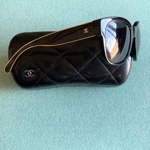 Chanel Black and Gold Sunnies